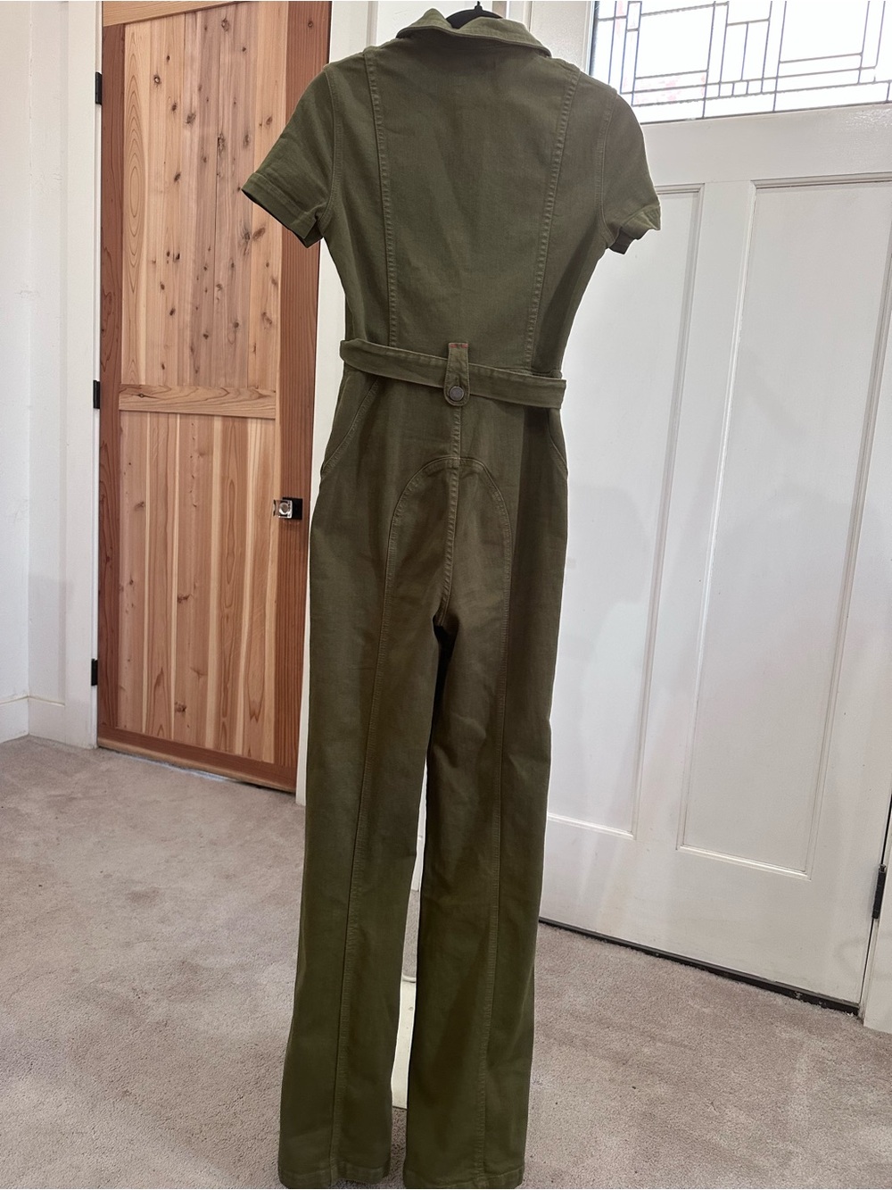 Alice + Olivia Olive Green Short-Sleeve Utility Jumpsuit - Picture 6 of 7